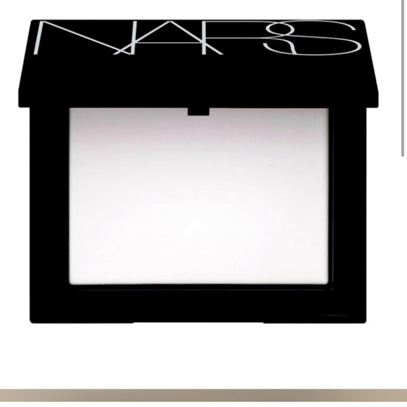 New! Nars Light Reflecting Presses Setting Powder - translucent crystal - Picture 1 of 4